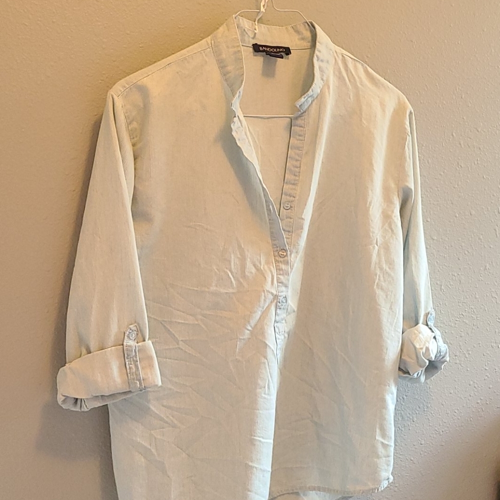 Cute oversized polo with roll up sleeves